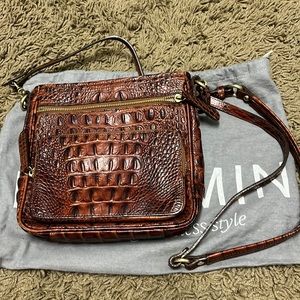 Brahmin purse in great condition.